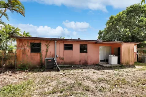 2241 NW 193rd Terrace Miami Gardens FL 33056