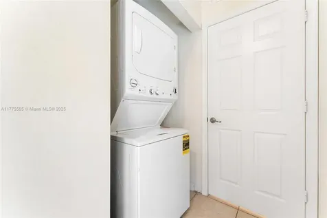 185 SE 34th Place Homestead FL 33033