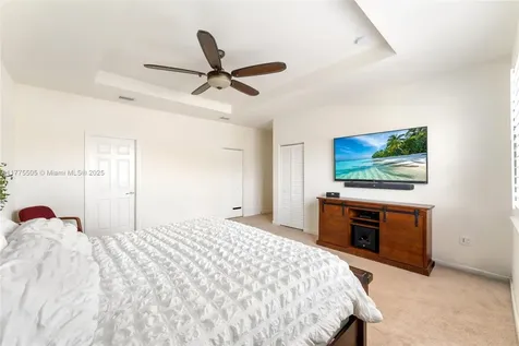 185 SE 34th Place Homestead FL 33033