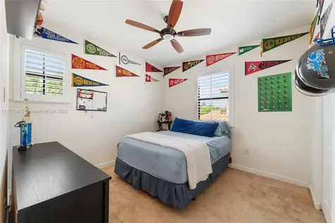 185 SE 34th Place Homestead FL 33033