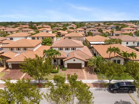 185 SE 34th Place Homestead FL 33033