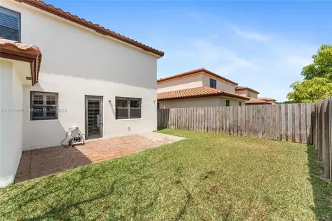 185 SE 34th Place Homestead FL 33033