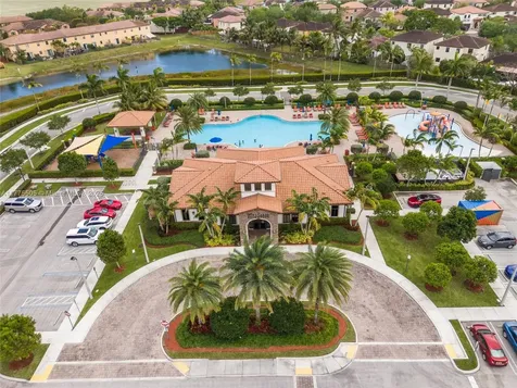 185 SE 34th Place Homestead FL 33033