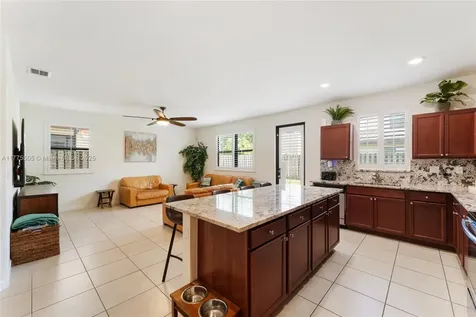 185 SE 34th Place Homestead FL 33033