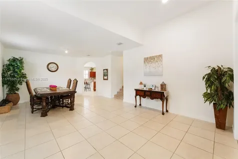 185 SE 34th Place Homestead FL 33033
