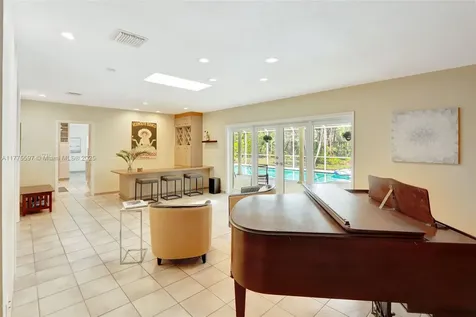 15023 SW 74th Place Palmetto Bay FL 33158