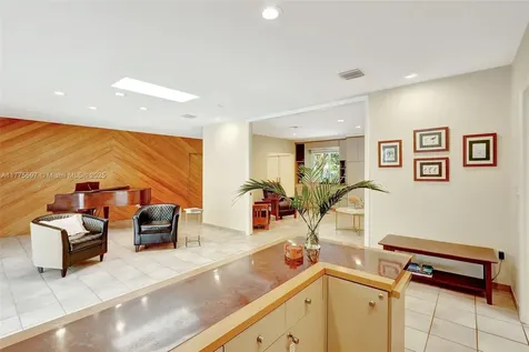 15023 SW 74th Place Palmetto Bay FL 33158