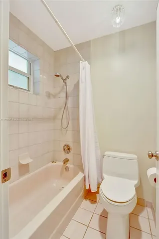 15023 SW 74th Place Palmetto Bay FL 33158