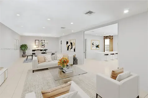 15023 SW 74th Place Palmetto Bay FL 33158