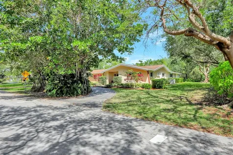 15023 SW 74th Place Palmetto Bay FL 33158