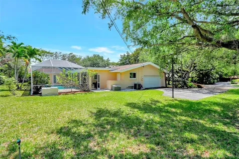 15023 SW 74th Place Palmetto Bay FL 33158