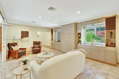 15023 SW 74th Place Palmetto Bay FL 33158