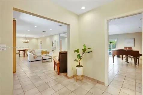 15023 SW 74th Place Palmetto Bay FL 33158