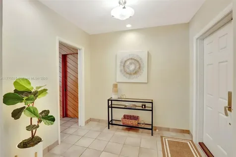 15023 SW 74th Place Palmetto Bay FL 33158