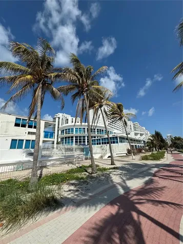 5445 Collins Avenue Miami Beach FL 33140