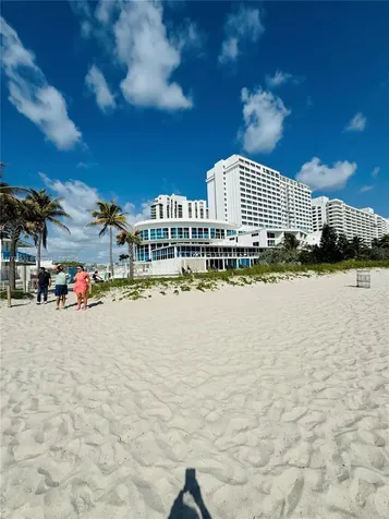 5445 Collins Avenue Miami Beach FL 33140
