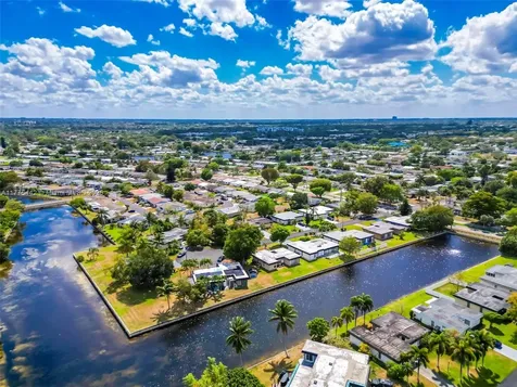 7003 NW 63rd Street Tamarac FL 33321