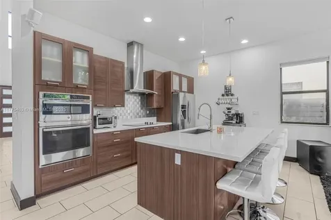 16165 SW 136th Terrace Miami FL 33196