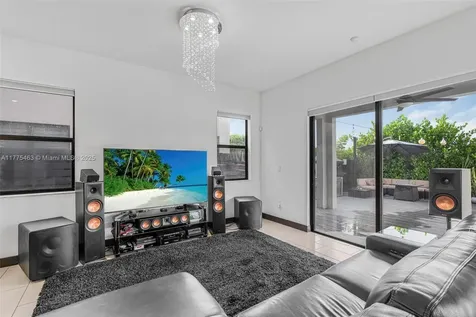 16165 SW 136th Terrace Miami FL 33196