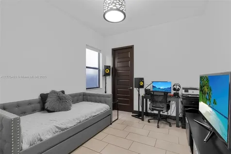 16165 SW 136th Terrace Miami FL 33196