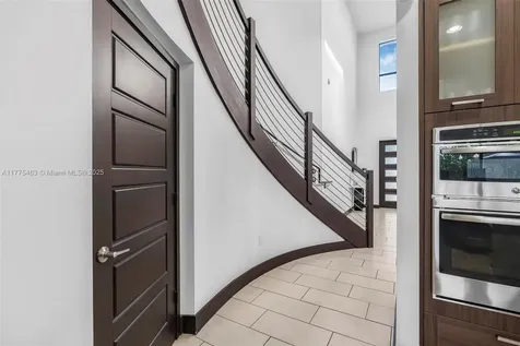 16165 SW 136th Terrace Miami FL 33196