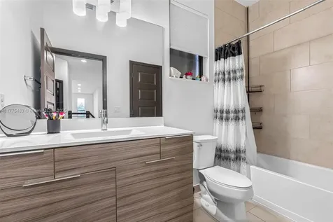 16165 SW 136th Terrace Miami FL 33196