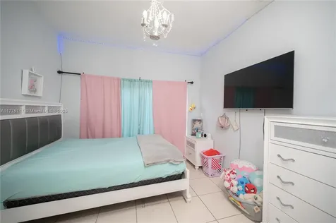 8744 NW 147th Lane Miami Lakes FL 33018