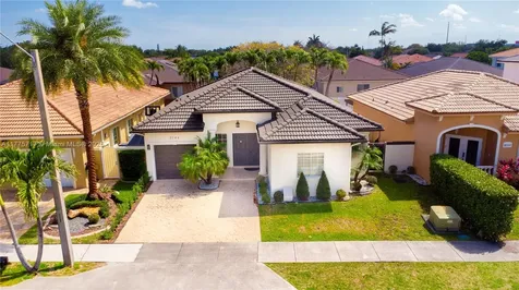 8744 NW 147th Lane Miami Lakes FL 33018