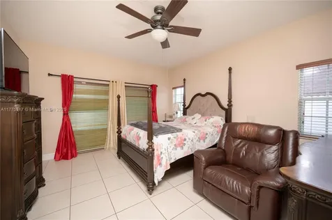 8744 NW 147th Lane Miami Lakes FL 33018