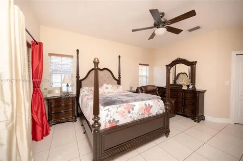8744 NW 147th Lane Miami Lakes FL 33018
