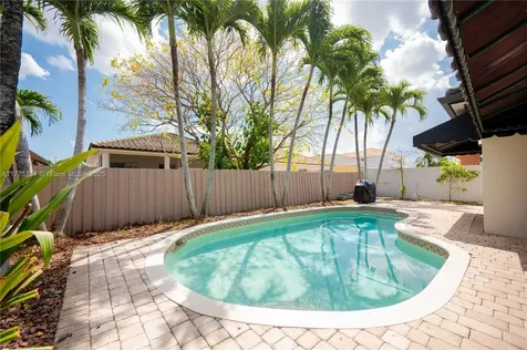 8744 NW 147th Lane Miami Lakes FL 33018