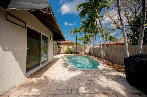 8744 NW 147th Lane Miami Lakes FL 33018