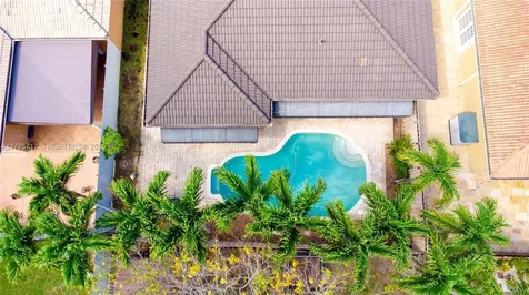 8744 NW 147th Lane Miami Lakes FL 33018