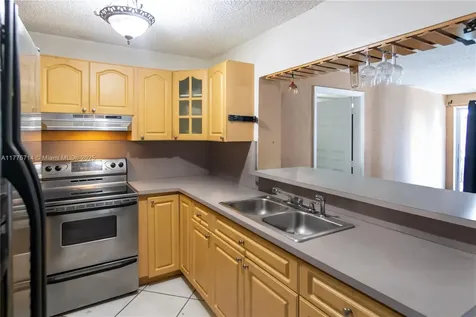 14822 SW 69th Street Miami FL 33193