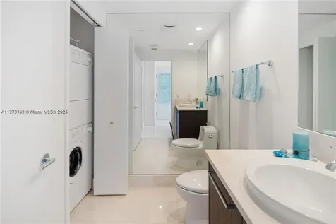 17121 Collins Avenue Sunny Isles Beach FL 33160