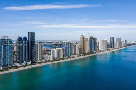 17121 Collins Avenue Sunny Isles Beach FL 33160