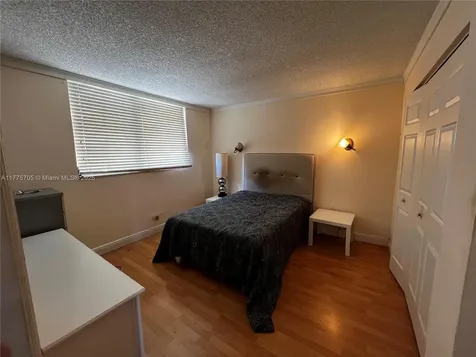 447 NE 195th Street Miami FL 33179