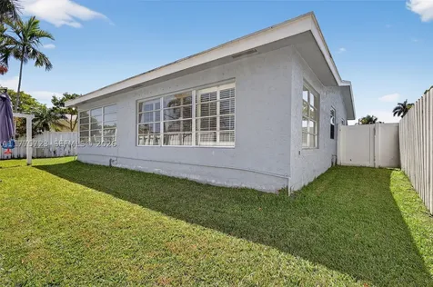 217 SE 5th Street Dania Beach FL 33004