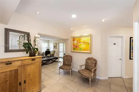 250 Greenwood Drive Key Biscayne FL 33149