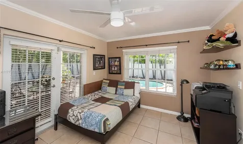 250 Greenwood Drive Key Biscayne FL 33149