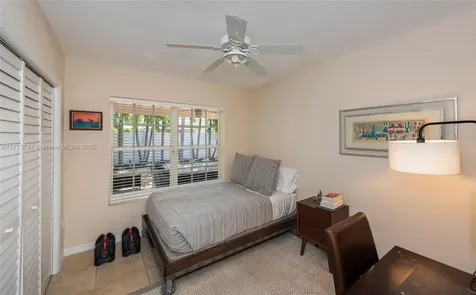 250 Greenwood Drive Key Biscayne FL 33149