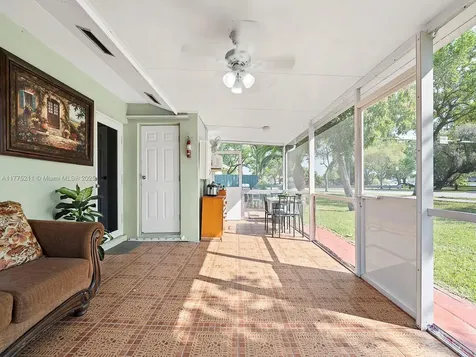 13852 SW 46th Lane Miami FL 33175