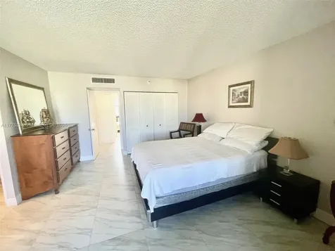 20401 NE 30th Avenue Aventura FL 33180