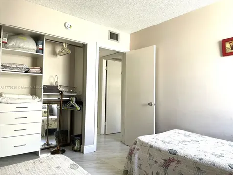 20401 NE 30th Avenue Aventura FL 33180