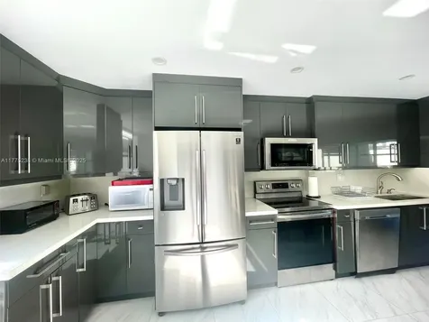 20401 NE 30th Avenue Aventura FL 33180
