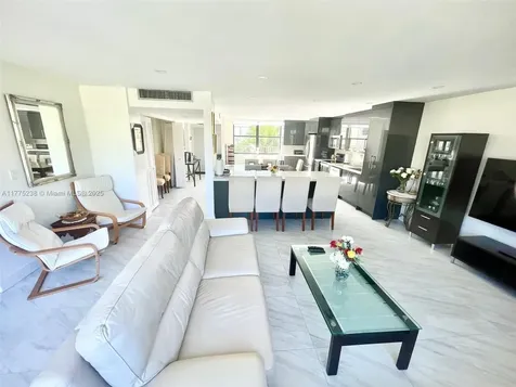 20401 NE 30th Avenue Aventura FL 33180