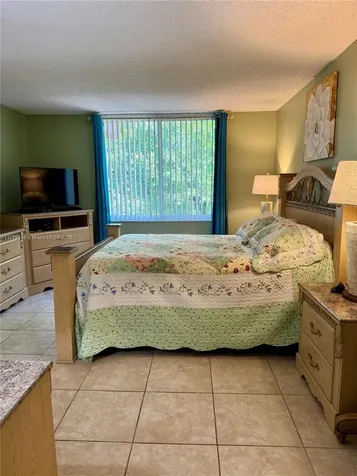 2600 NW 49th Avenue Lauderdale Lakes FL 33313