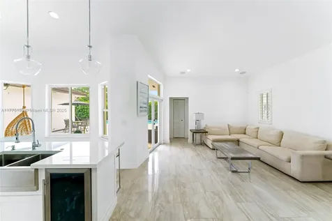 9144 SW 70th Terrace Miami FL 33173