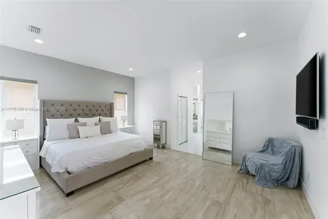 9144 SW 70th Terrace Miami FL 33173