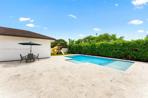 9144 SW 70th Terrace Miami FL 33173